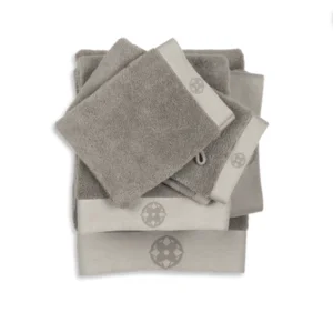 Kayori Yu- Baddoek - 60x110 - Zand